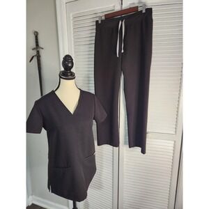 Figs Livingston Scrub Set Women's Black  Pants Size S petite, V neck Top size XS